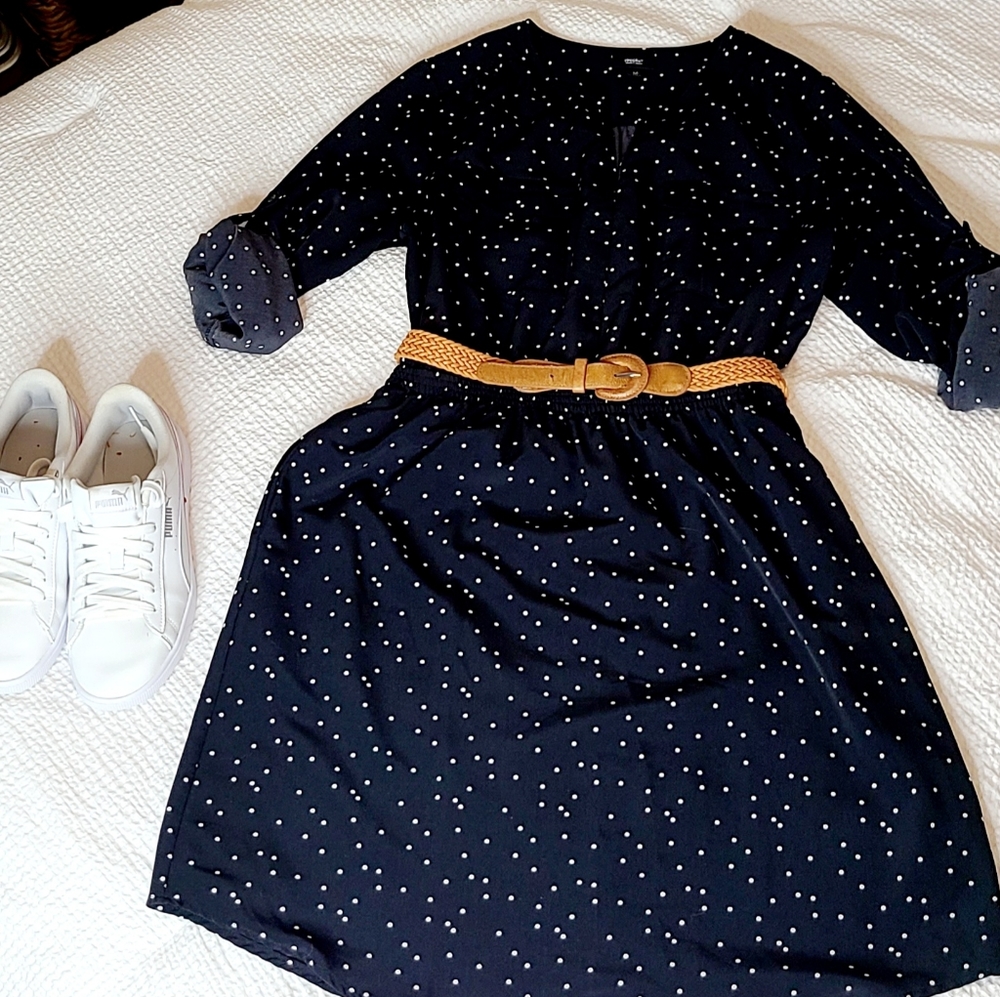 Long sleeved polka dots dress Size M